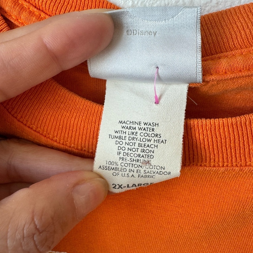 Vintage Disney’s Tigger Orange T-Shirt - Picture 4 of 5